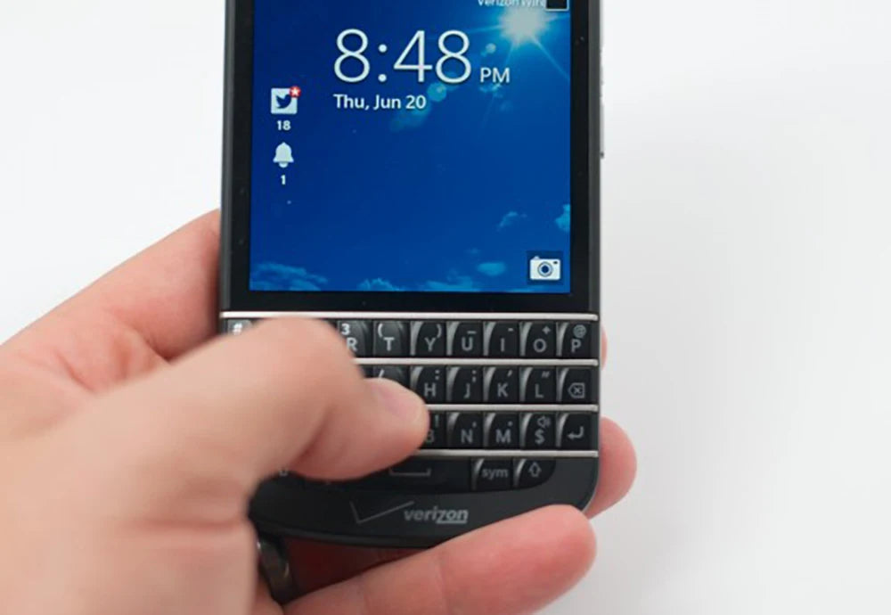 Blackberry Q10-1-3-5 Refurbished-Original Q10 Cell Phone 3.1" Dual Core 8MP 2GBRAM 16GB ROM 3G &4G GPS WIFI QWERTY cellphone