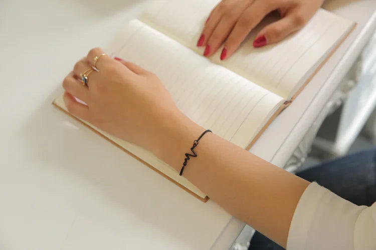 2018 New Fashion Simple Personality Bileklik Ecg Figure Lightning Bracelet Couple Heartbeat Frequency Bracelet Pulseras Mujer