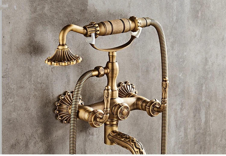 Antique Brass Bathtub Shower Faucets Set Wall Mounted Bath Shower Set Swivel Tub Spout Bath Shower Dual Control Carved Mixer Tap