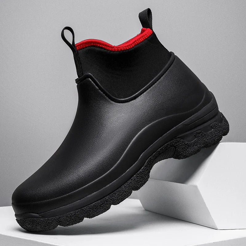 New Outdoor Fashion Versatile Wear resistant and Oil resistant Short Rain Boots for Men's Waterproof and Anti slip Kitchen Shoes