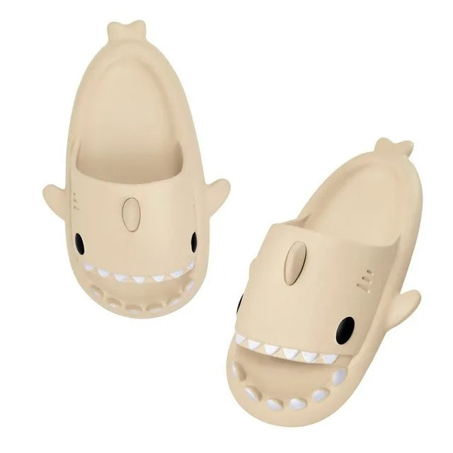 2024 Cute Summer EVA Gradient Shark Slippers Kids Candy Color Soft Indoor Sandals Women Men Fashion Outdoor Thick Sole Slides