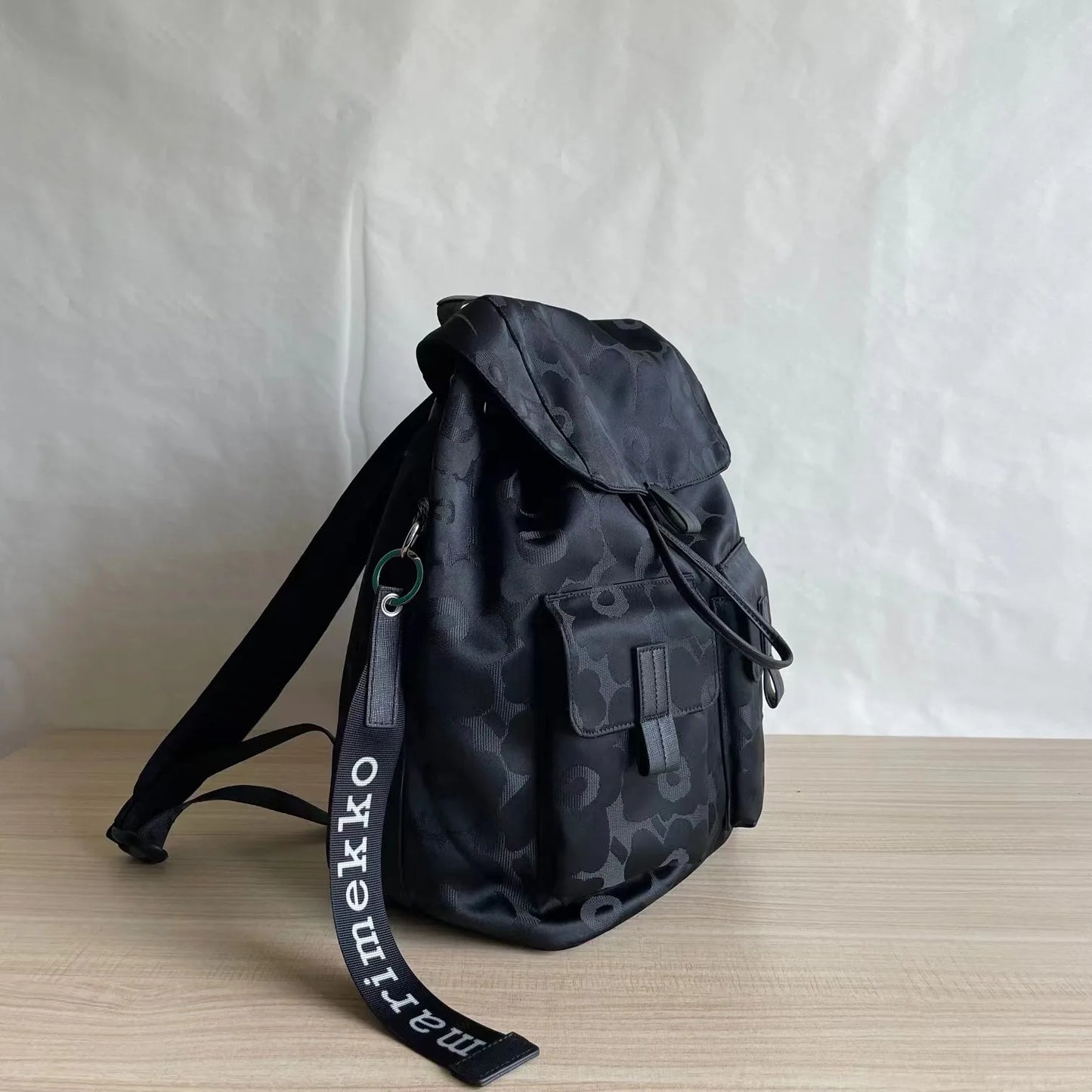 Niche Marim * large capacity women's backpack computer waterproof nylon travel bucket bag