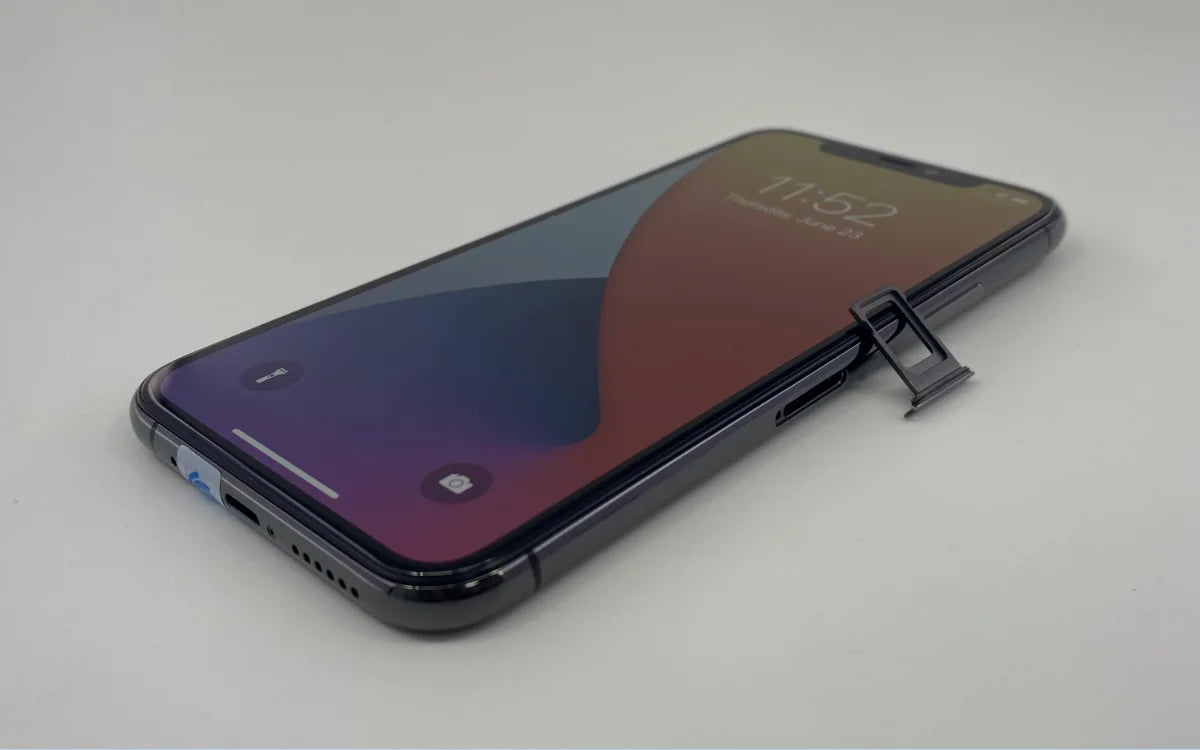 Original unlocked Apple iPhone11 Pro 64GB/256GB single card 12MP camera 5.8 inch screen IOS smartphone LTE iphone11pro phone